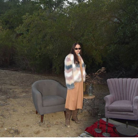 Daphnea Paris Multi Colored Faux Fur Jacket-L - Picture 2 of 8